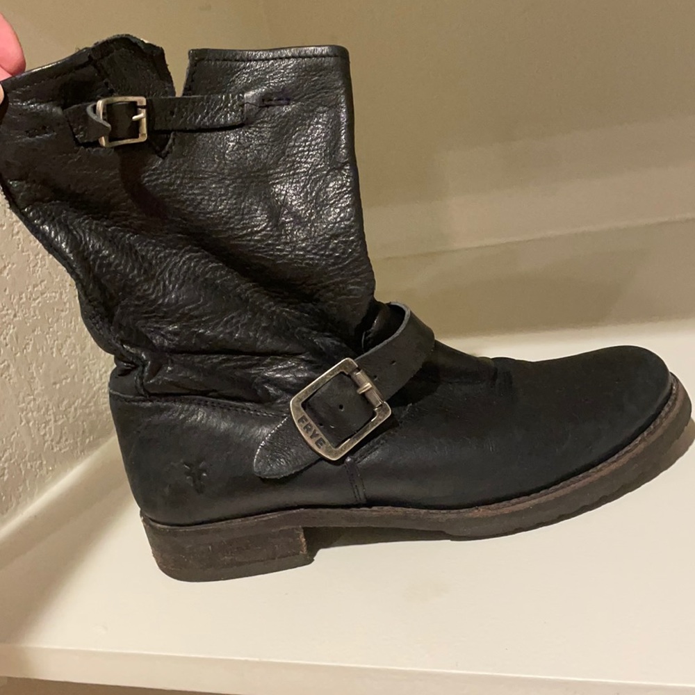 Frye Veronica Short Leather Boots